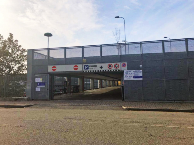 Parcheggio multipiano: dal 1° novembre sarà a pagamento nelle ore notturne